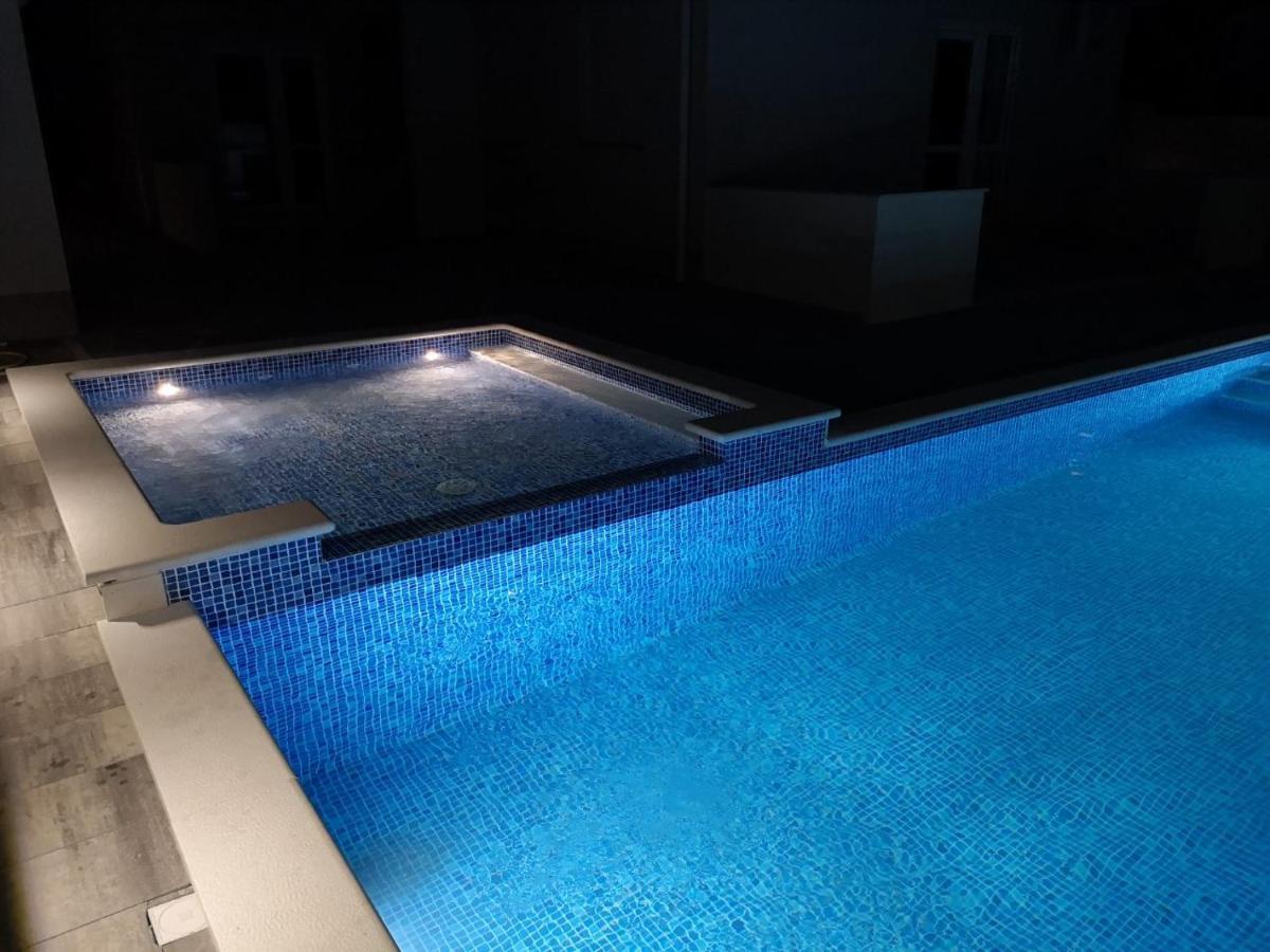 Villa Susanj 1 セサリサ エクステリア 写真